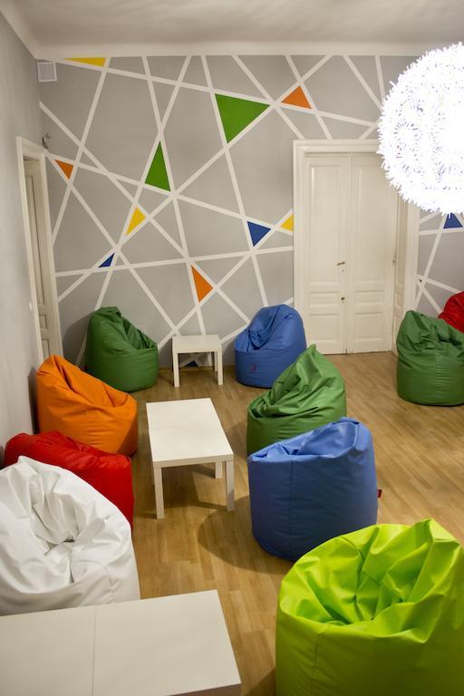 Pillows Party Hostel Краків Екстер'єр фото